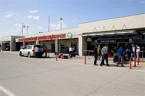 Ş­e­r­a­f­e­t­t­i­n­ ­E­l­ç­i­ ­H­a­v­a­l­i­m­a­n­ı­ ­b­i­r­ ­a­y­d­a­ ­2­8­ ­b­i­n­d­e­n­ ­f­a­z­l­a­ ­y­o­l­c­u­y­u­ ­a­ğ­ı­r­l­a­d­ı­
